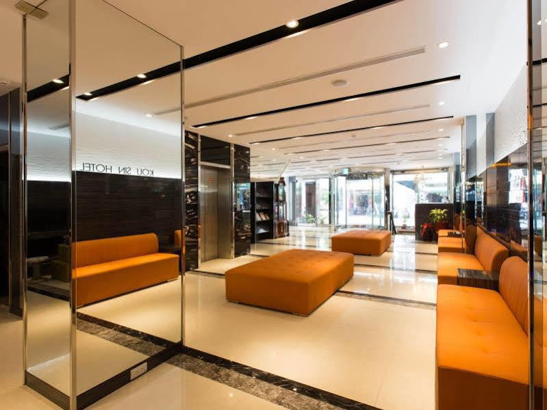 Kousin Hotel Гаосюн Экстерьер фото