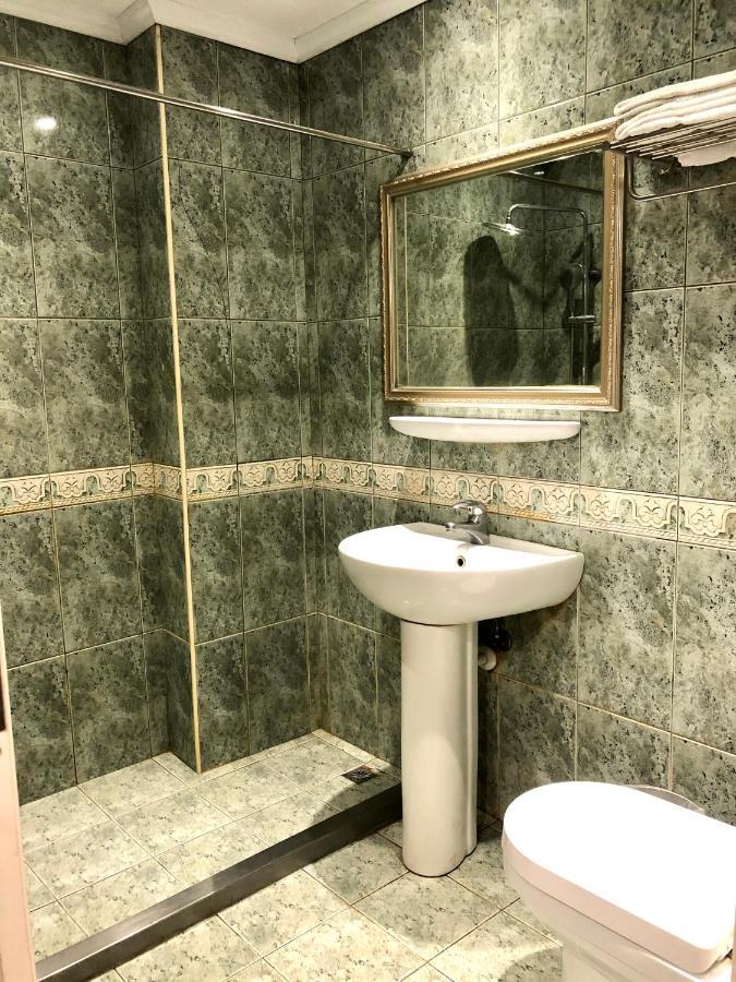 Kousin Hotel Гаосюн Экстерьер фото